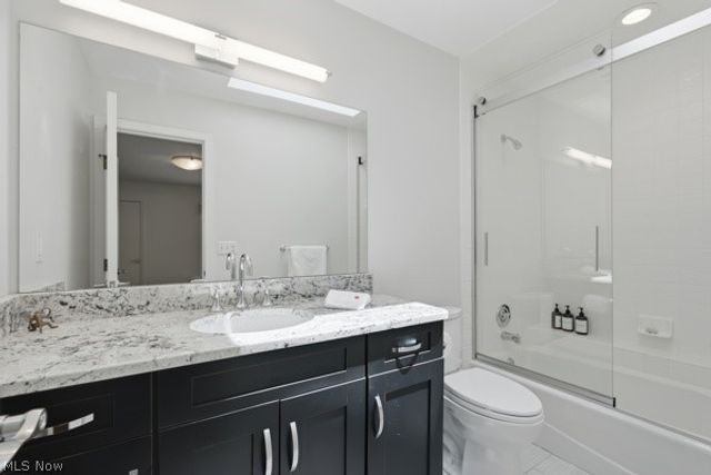 100 Basswood Lane, Moreland Hills, OH 44022
