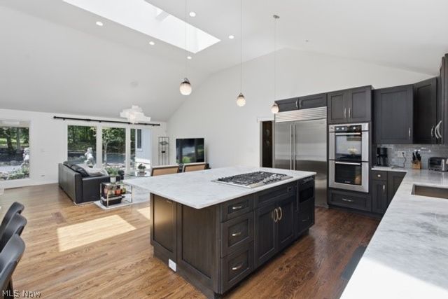 100 Basswood Lane, Moreland Hills, OH 44022