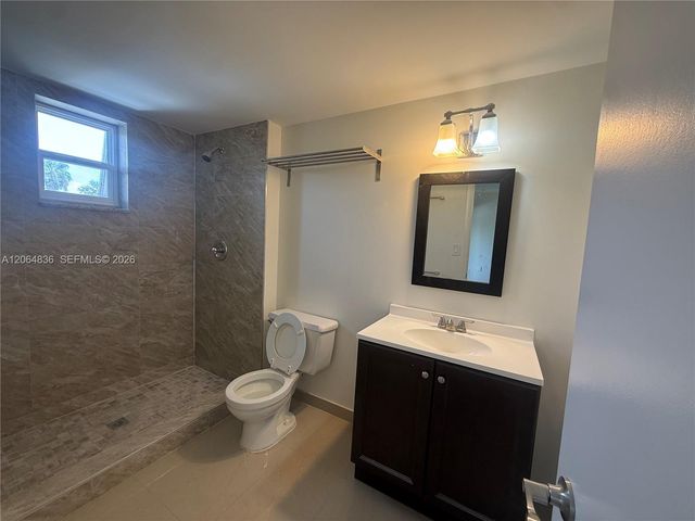 8383 SW 137th Ave 8383, Miami, FL 33183