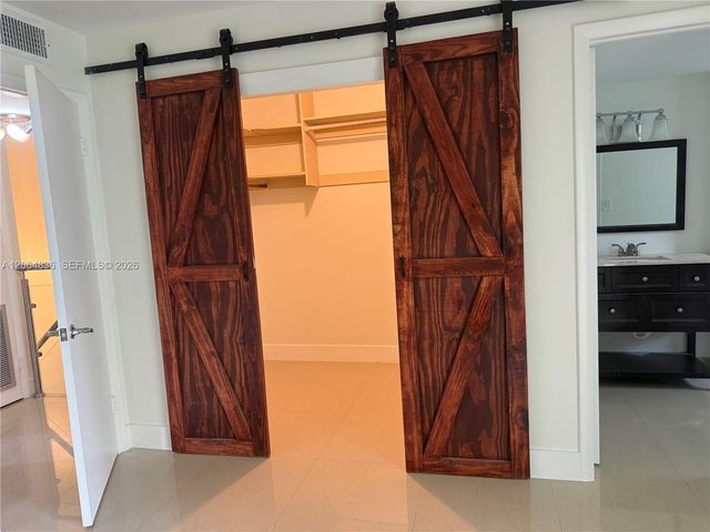 8383 SW 137th Ave 8383, Miami, FL 33183