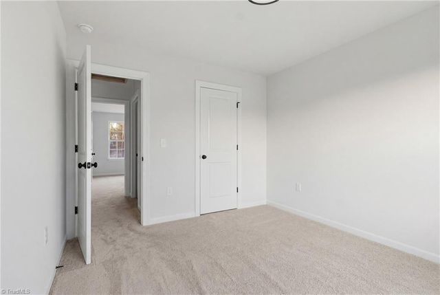 141 Hickory Creek Court, Winston-salem, NC 27107