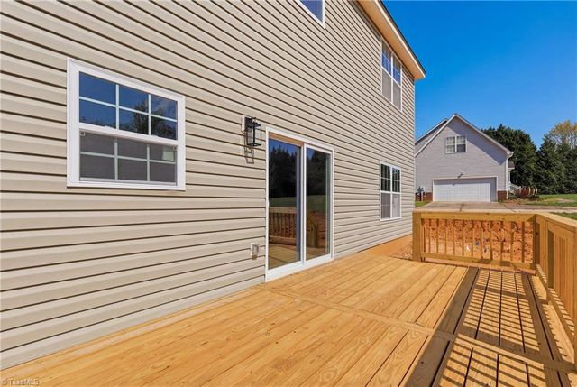 141 Hickory Creek Court, Winston-salem, NC 27107