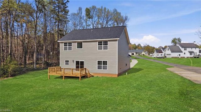 141 Hickory Creek Court, Winston-salem, NC 27107