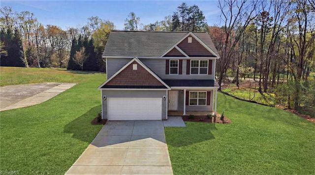 141 Hickory Creek Court, Winston-salem, NC 27107