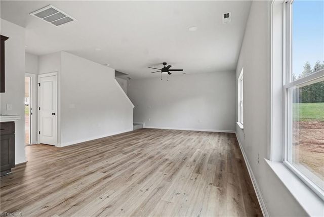 141 Hickory Creek Court, Winston-salem, NC 27107