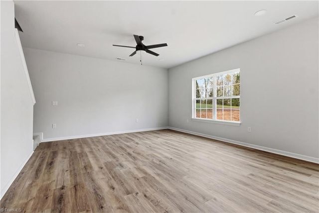 141 Hickory Creek Court, Winston-salem, NC 27107