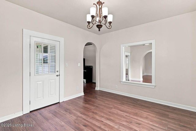 719 Camden Ave, Louisville, KY 40215