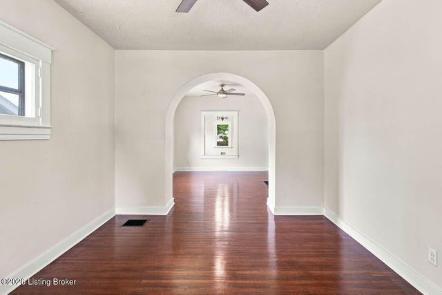 719 Camden Ave, Louisville, KY 40215