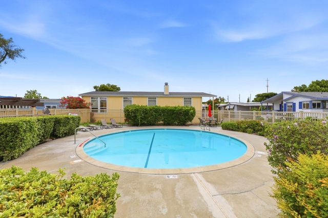 633 Shadow Creek Drive 586, San Jose, CA 95136