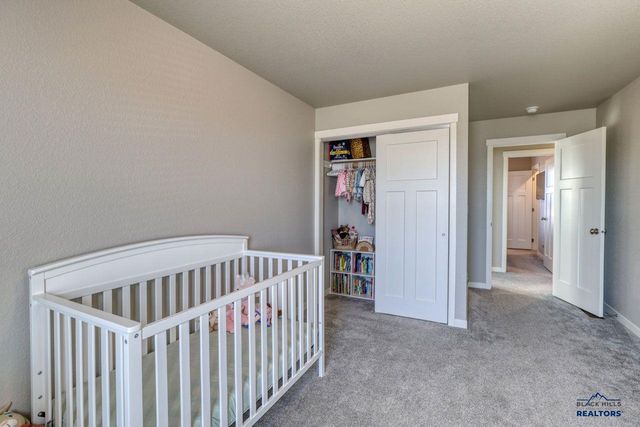 404 HENRY POTTER RD, Box Elder, SD 57719