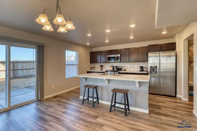404 HENRY POTTER RD, Box Elder, SD 57719