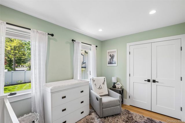2 Sunderland Street, Melville, NY 11747