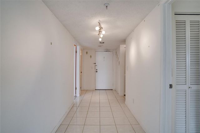 5940 PELICAN BAY PLAZA S 504, St Petersburg, FL 33707