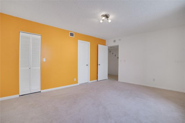 5940 PELICAN BAY PLAZA S 504, St Petersburg, FL 33707