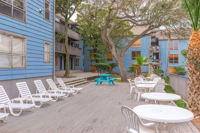 8100 Seawall Boulevard A, Galveston, TX 77551