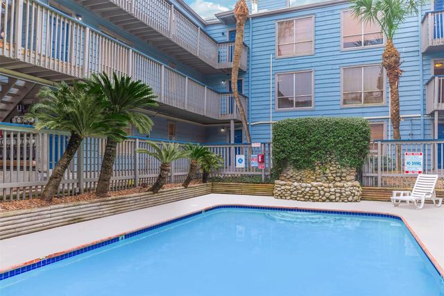 8100 Seawall Boulevard A, Galveston, TX 77551