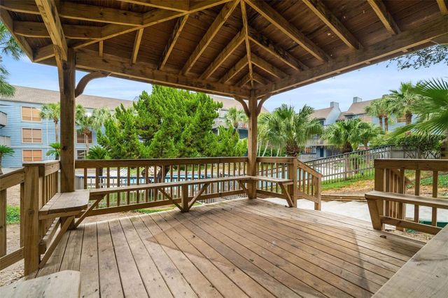 8100 Seawall Boulevard A, Galveston, TX 77551