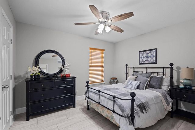 8100 Seawall Boulevard A, Galveston, TX 77551