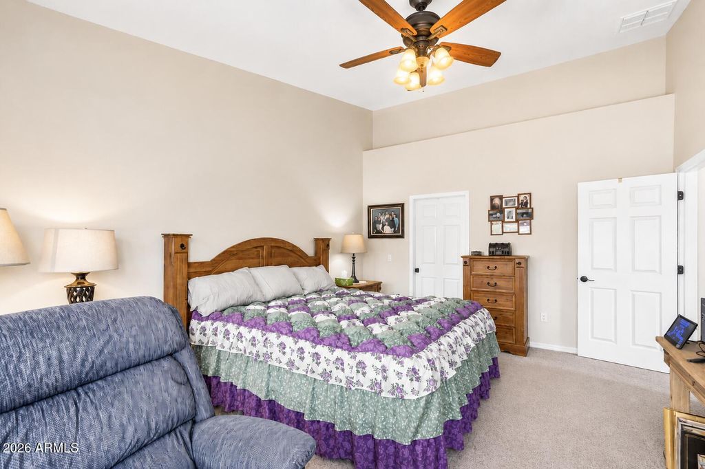 Image 14 of property listing at 1574 E SAGE Drive, Casa Grande, AZ 85122