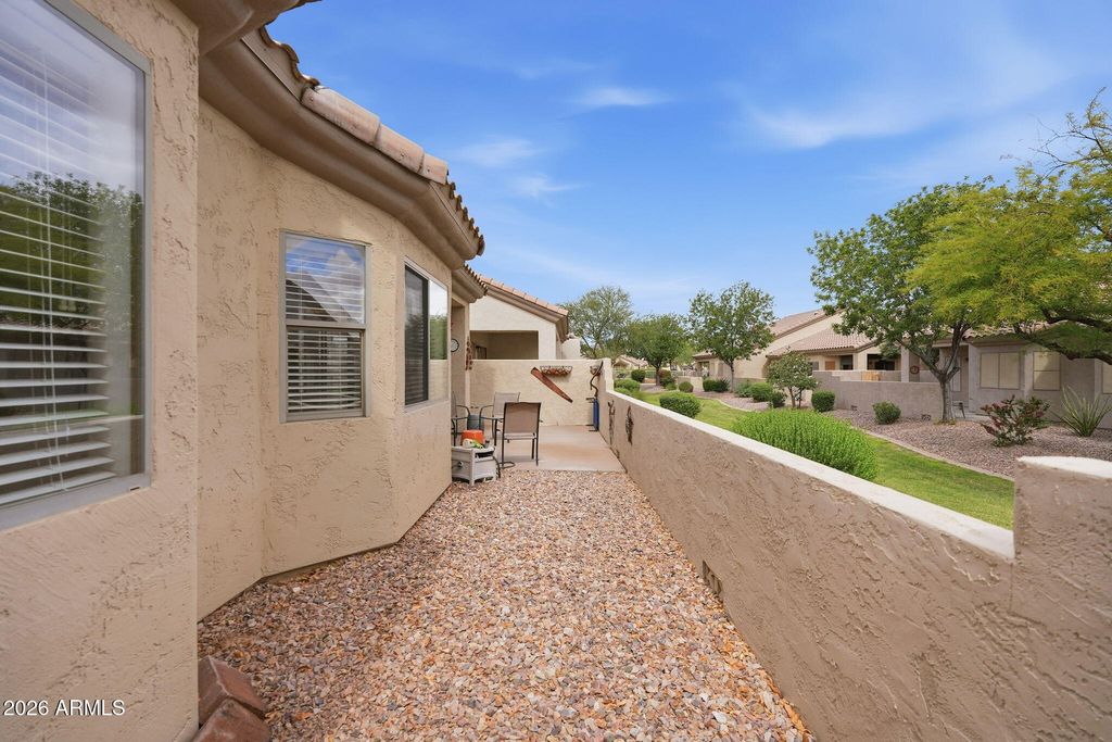 Image 22 of property listing at 1574 E SAGE Drive, Casa Grande, AZ 85122
