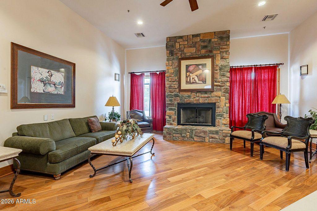 Image 28 of property listing at 1574 E SAGE Drive, Casa Grande, AZ 85122
