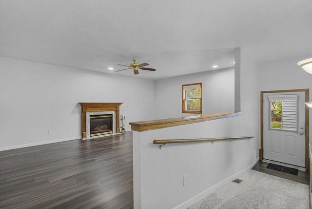 1000 W KAMPS AVENUE, Appleton, WI 54914