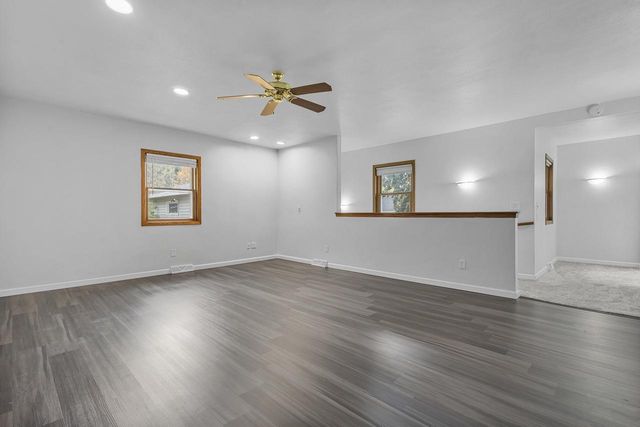 1000 W KAMPS AVENUE, Appleton, WI 54914