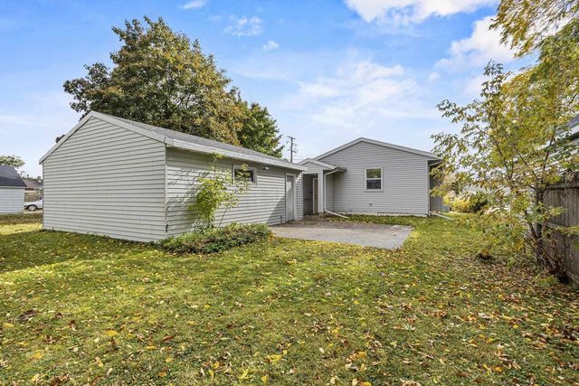 1000 W KAMPS AVENUE, Appleton, WI 54914