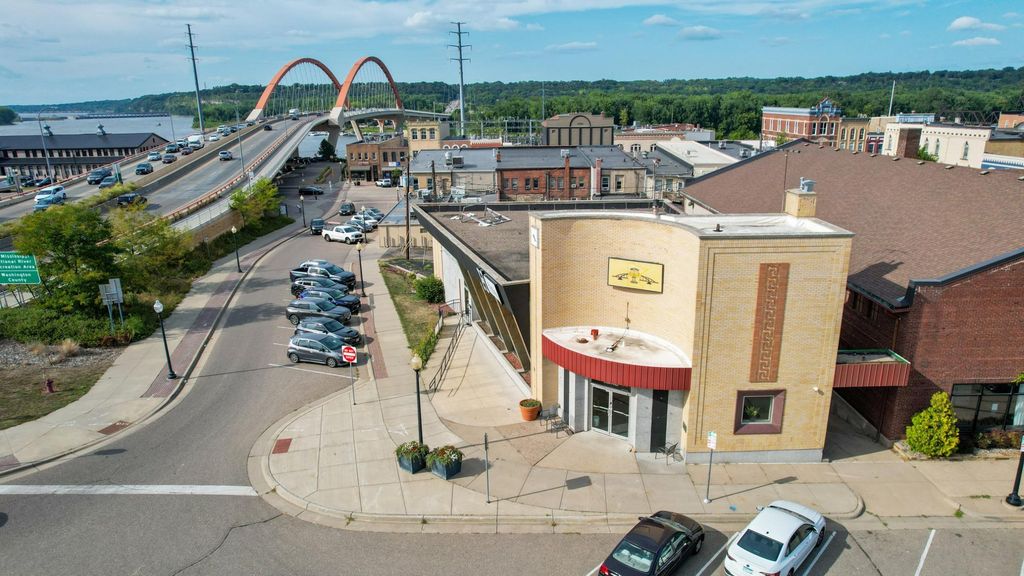 111 3rd Street E, Hastings, MN 55033 — exterior