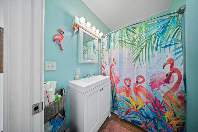 818 15th Street, Kenova, WV 25530