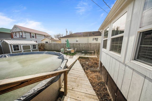 818 15th Street, Kenova, WV 25530