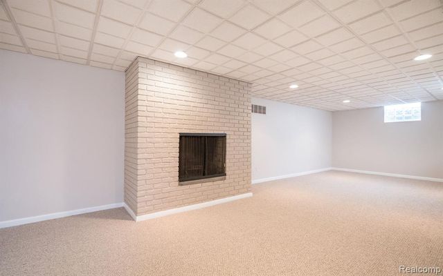 2747 Stoodleigh Drive, Rochester Hills, MI 48309