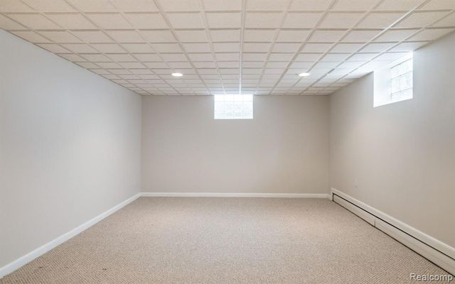 2747 Stoodleigh Drive, Rochester Hills, MI 48309