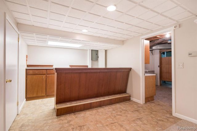 2747 Stoodleigh Drive, Rochester Hills, MI 48309