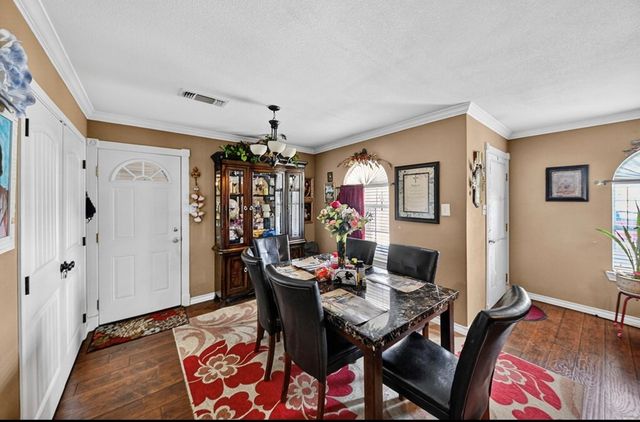 1819 E Maple Ave, Midland, TX 79705