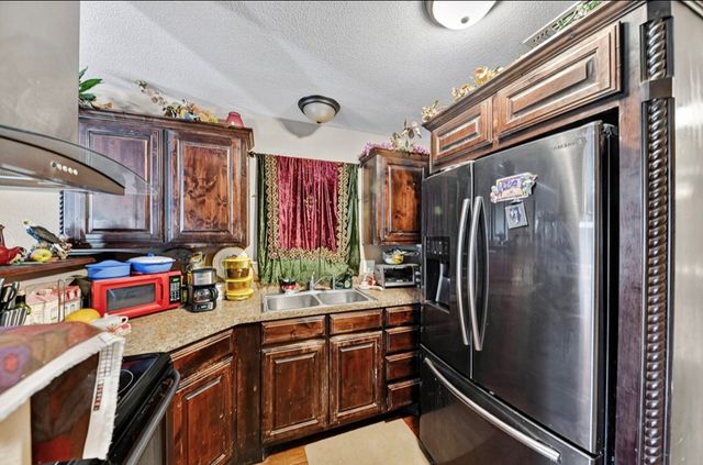 1819 E Maple Ave, Midland, TX 79705