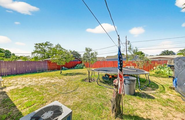 1819 E Maple Ave, Midland, TX 79705