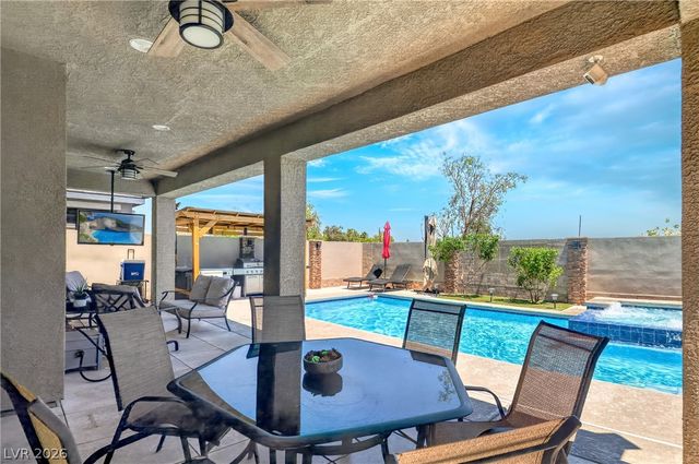 9186 Reinberg Street, Las Vegas, NV 89113