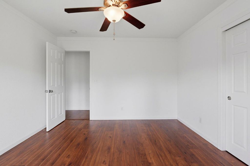 Image 15 of property listing at 33264 Puma Lane, Yokuts Valley, CA 93675