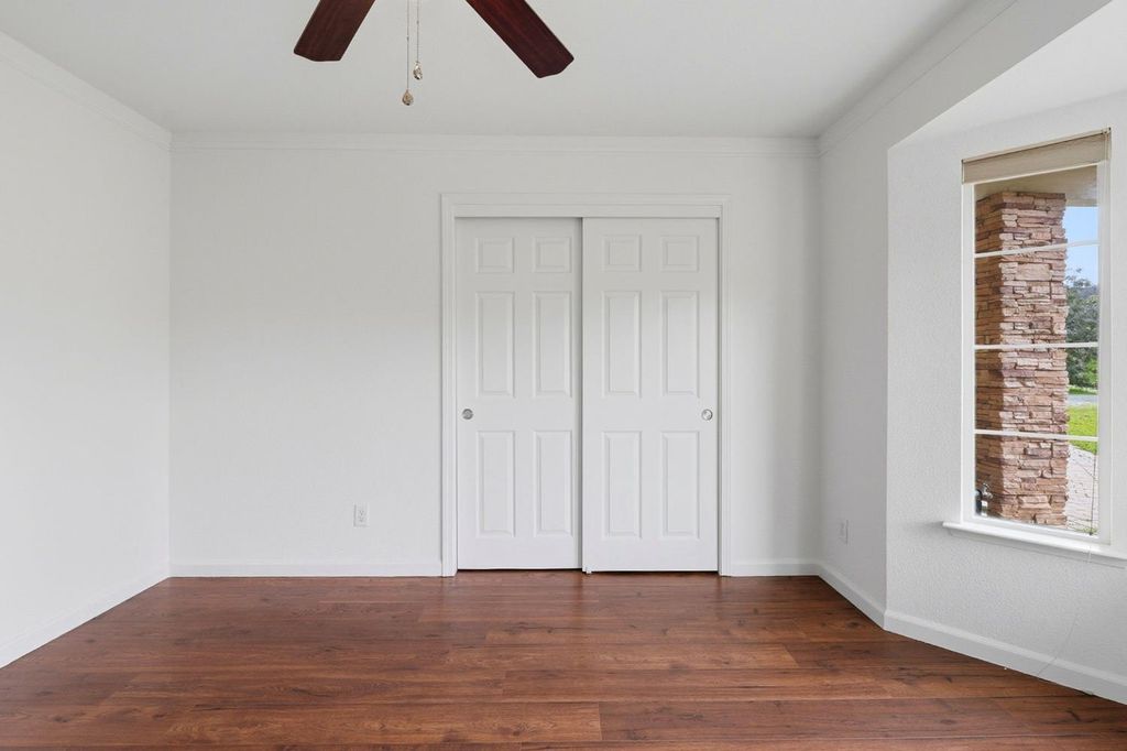 Image 16 of property listing at 33264 Puma Lane, Yokuts Valley, CA 93675