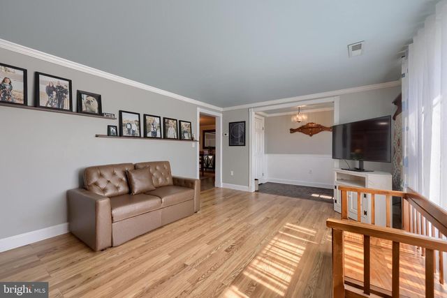 8 KAY DR, Lancaster, PA 17603