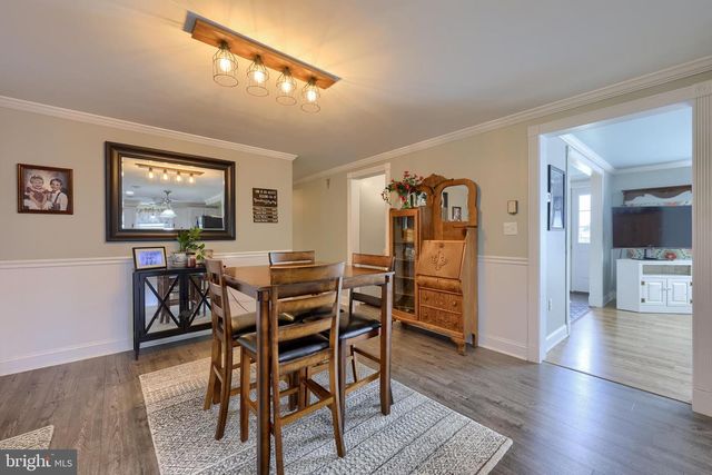 8 KAY DR, Lancaster, PA 17603