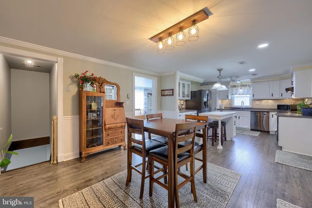 8 KAY DR, Lancaster, PA 17603