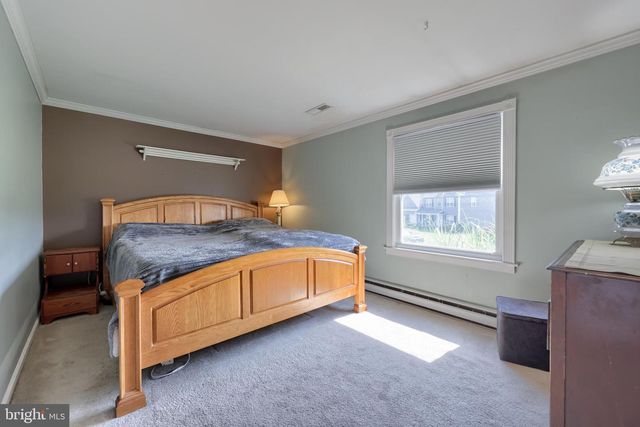 8 KAY DR, Lancaster, PA 17603