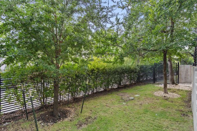 1719 Spyglass DR 7, Austin, TX 78746