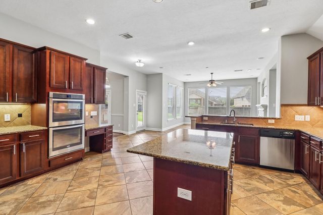 22715 Wilbur Lane, Tomball, TX 77375