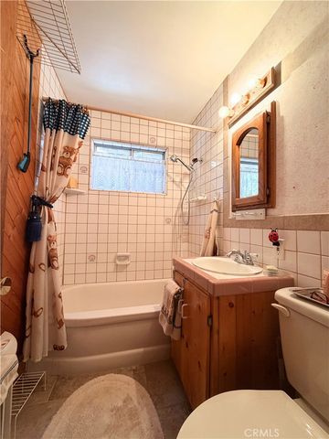601 San Bernardino, Sugarloaf, CA 92386