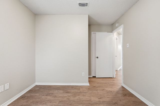 5343 Waterford Drive, Mesquite, TX 75150