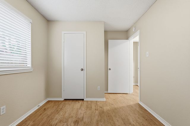 5343 Waterford Drive, Mesquite, TX 75150