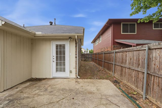 5343 Waterford Drive, Mesquite, TX 75150
